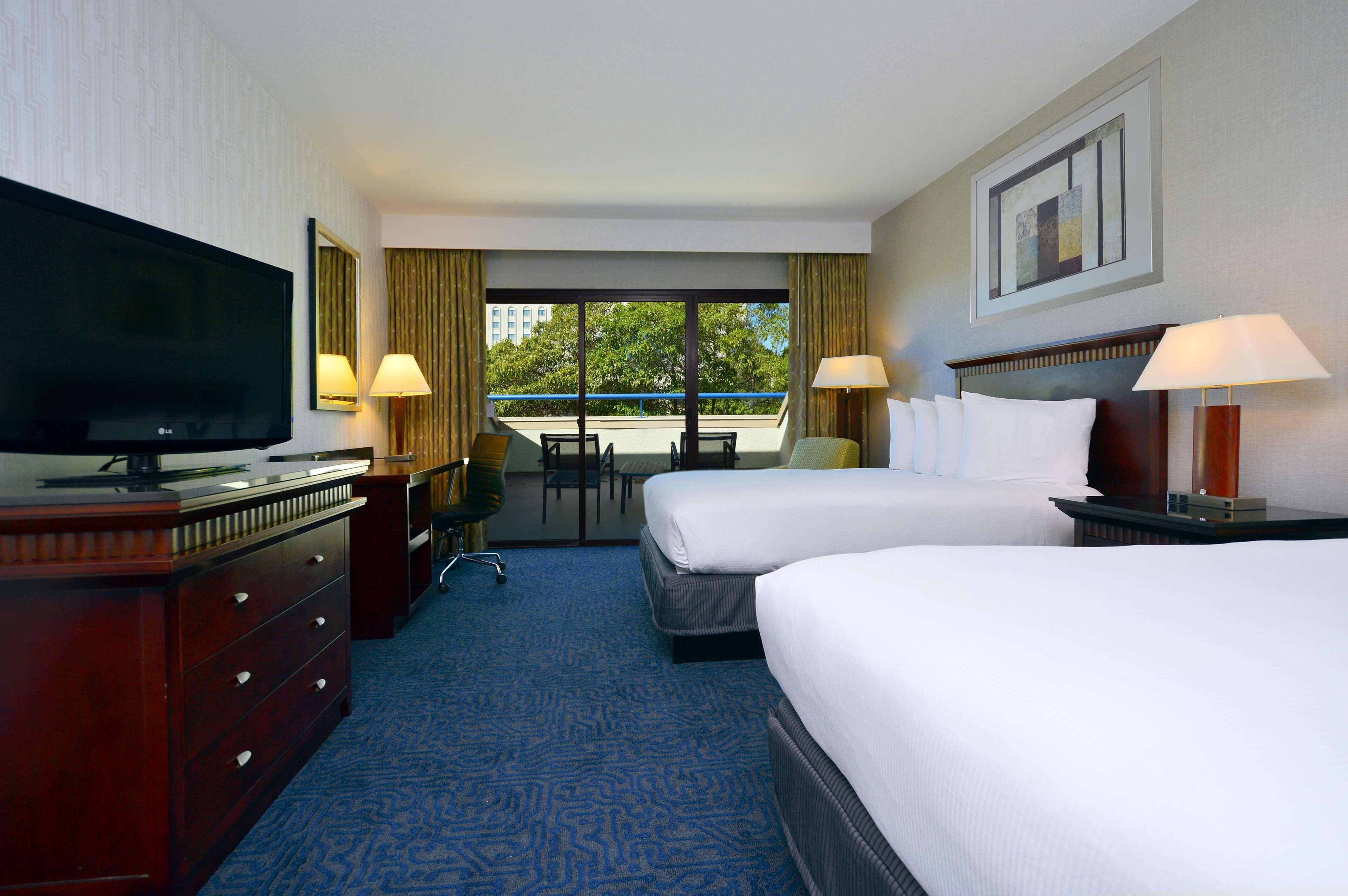 ดับเบิ้ลทรี บาย ฮิลตัน เนวาร์ค เฟรมอนต์ Hotel นวร์ก ภายนอก รูปภาพ