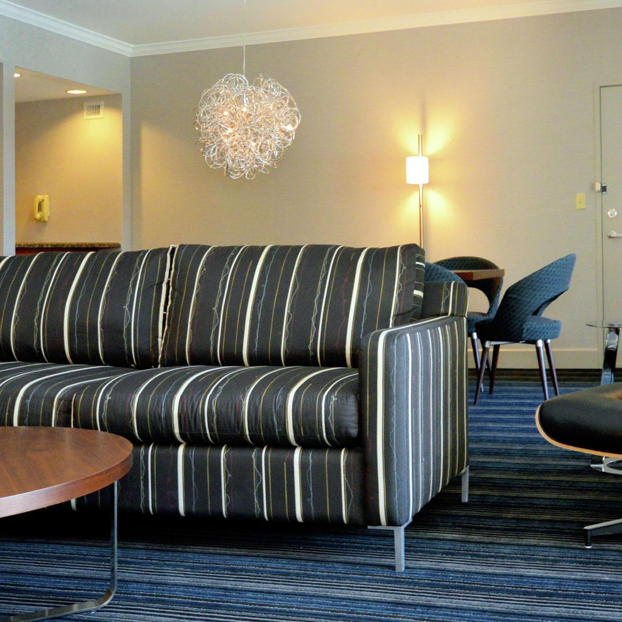 ดับเบิ้ลทรี บาย ฮิลตัน เนวาร์ค เฟรมอนต์ Hotel นวร์ก ภายนอก รูปภาพ